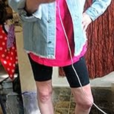 🔥Hot 50% Sale OFF🔥 💕 Women's Raw Edge Ripped Denim Jacket